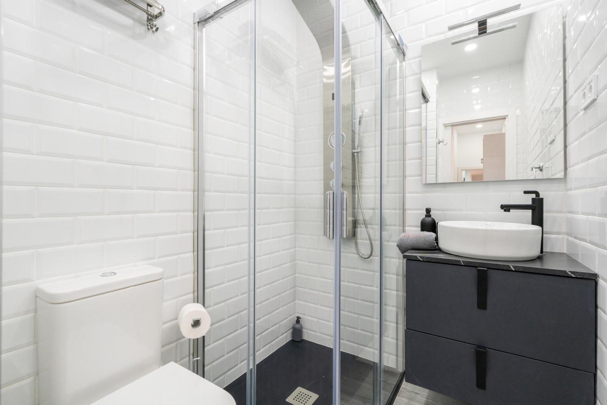 Chueca San Anton Apartment มาดริด ภายนอก รูปภาพ